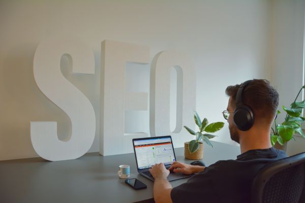 Boostez votre visibilité avec une agence SEO à La Rochelle